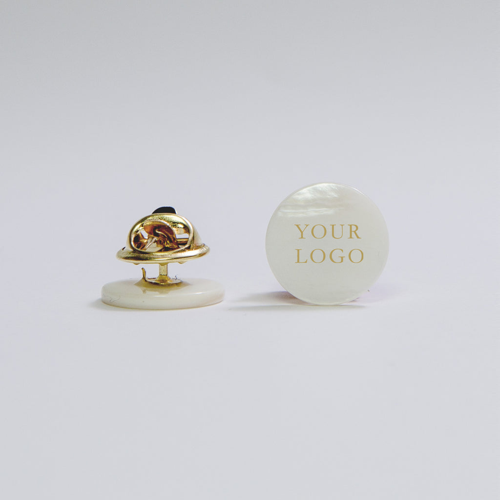 DARIO’S Couture Pin made of mother of pearl with personalization (50 pcs.)