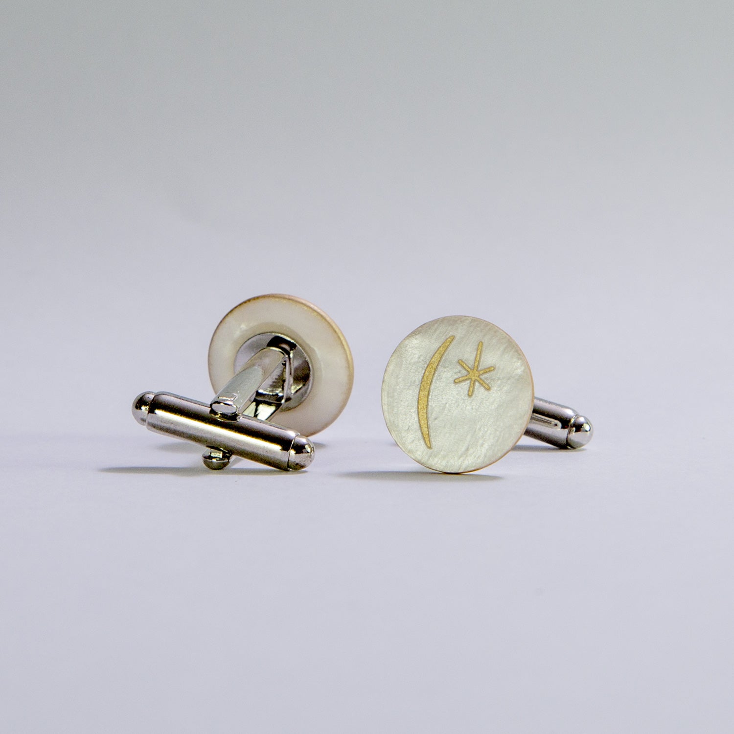 DARIO’S Couture mother of pearl Cufflinks with personalization